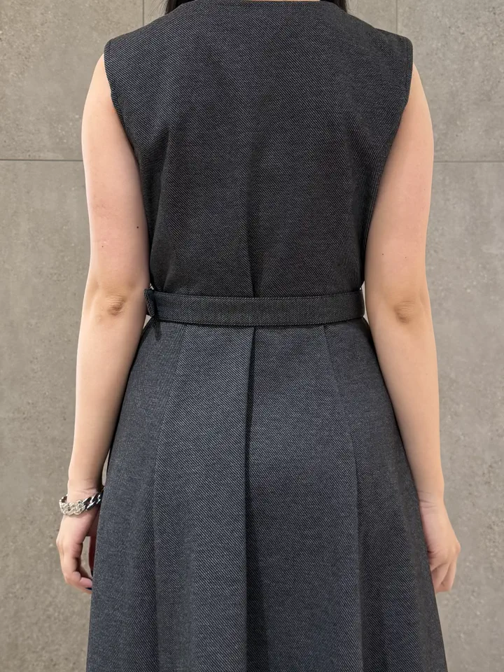 GRACE CONTINENTAL anri コーディネート画像
