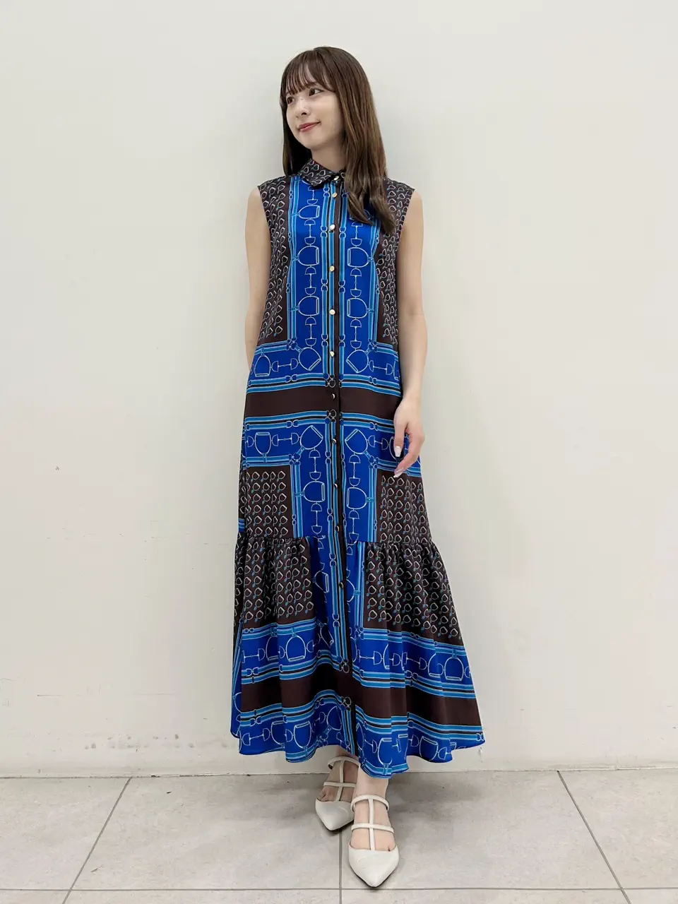 GRACE CONTINENTAL Miu Akamatsu コーディネート画像