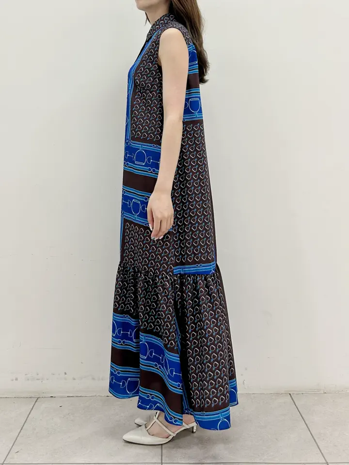 GRACE CONTINENTAL Miu Akamatsu コーディネート画像