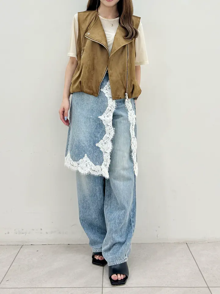 GRACE CONTINENTAL Miu Akamatsu コーディネート画像