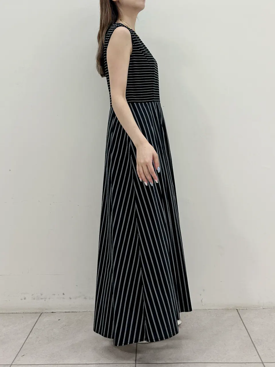 GRACE CONTINENTAL Miu Akamatsu コーディネート画像