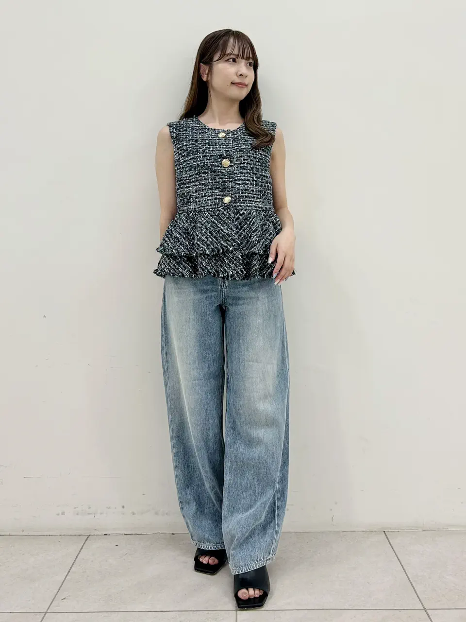  Miu Akamatsu コーディネート画像