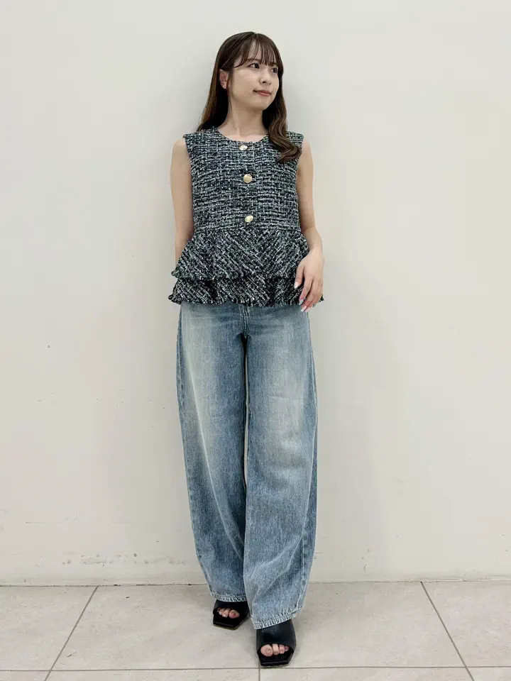 GRACE CONTINENTAL Miu Akamatsu コーディネート画像