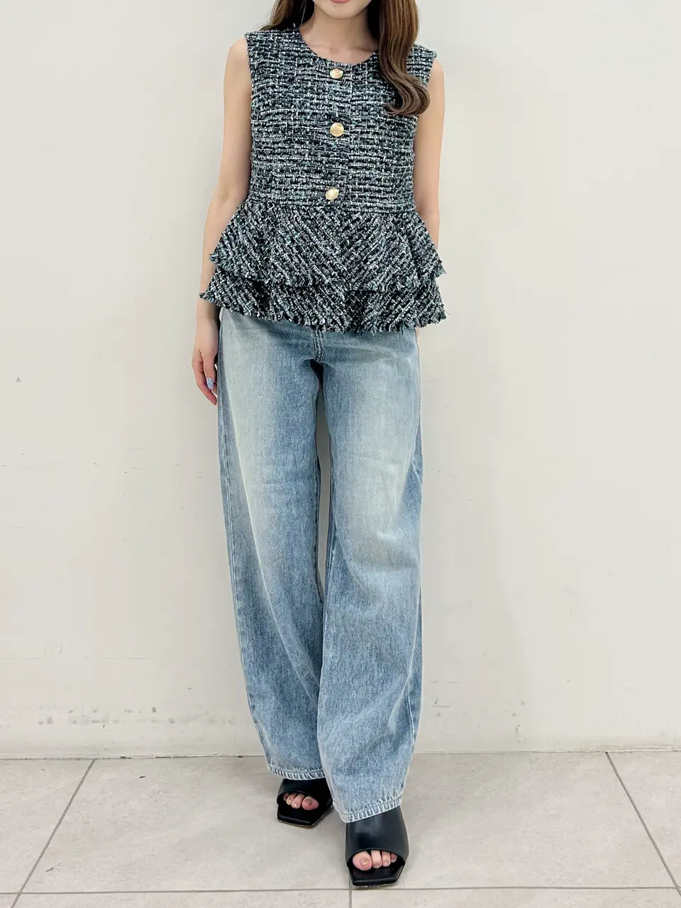 GRACE CONTINENTAL Miu Akamatsu コーディネート画像