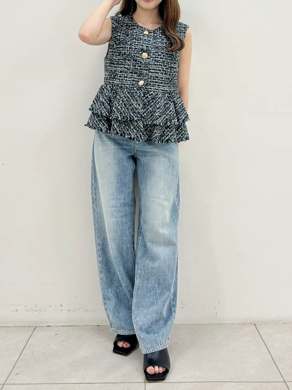 GRACE CONTINENTAL Miu Akamatsu コーディネート画像