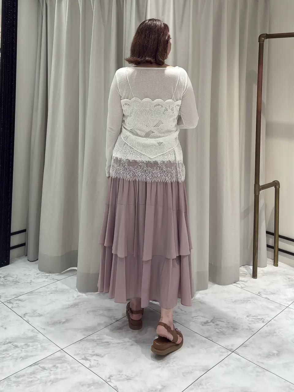 GRACE CONTINENTAL Izumi コーディネート画像