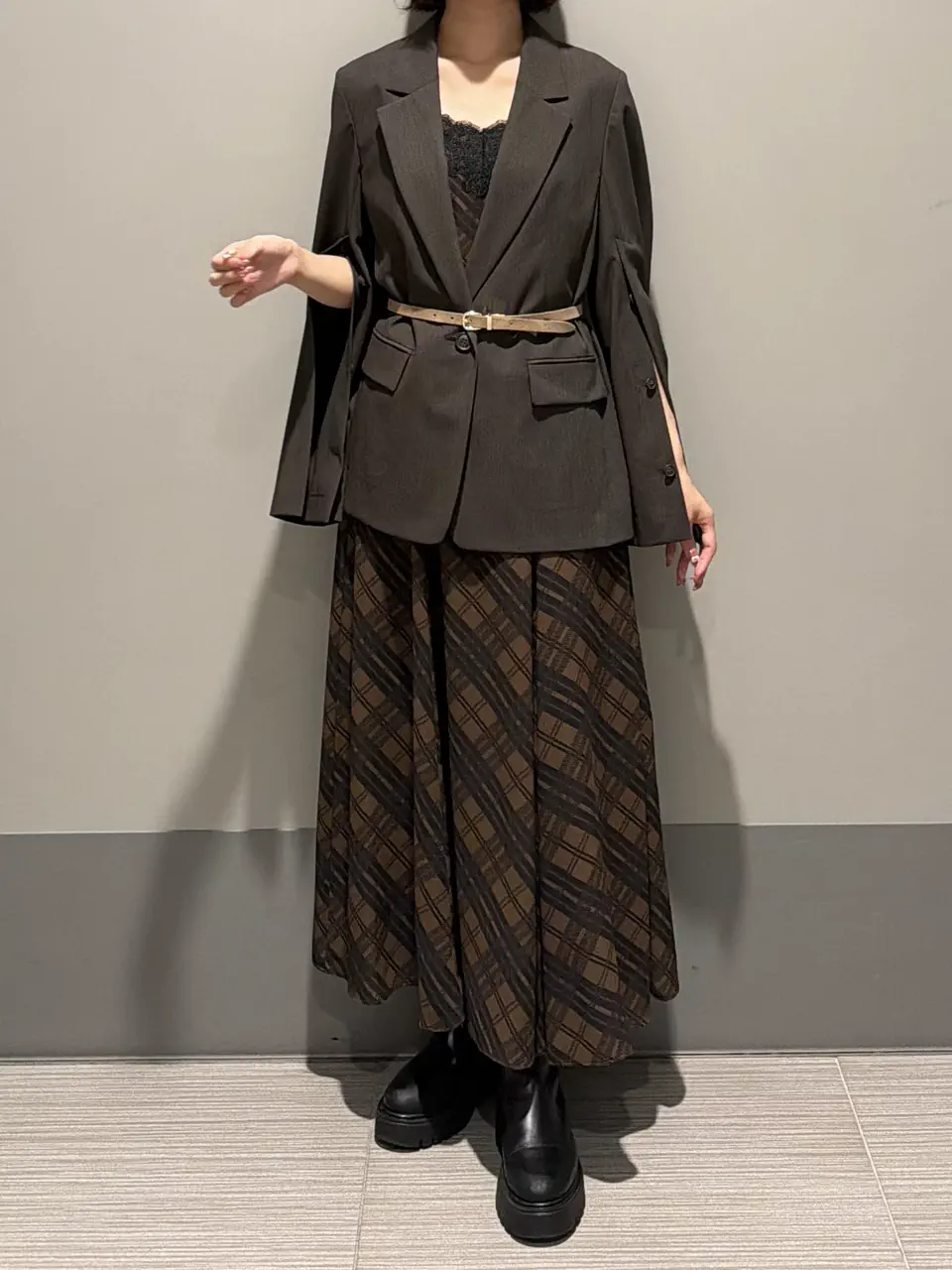 GRACE CONTINENTAL MORITA AI コーディネート画像
