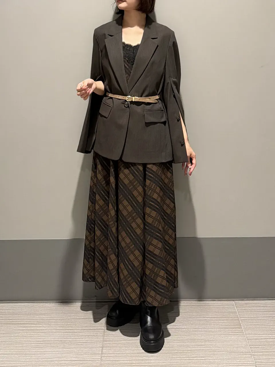 GRACE CONTINENTAL MORITA AI コーディネート画像
