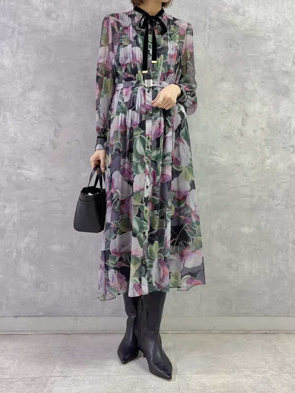 GRACE CONTINENTAL 亀田 未希 コーディネート画像