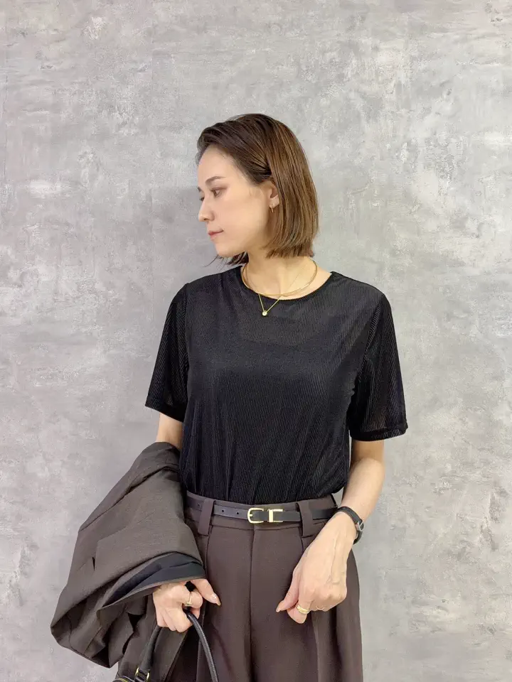 GRACE CONTINENTAL 亀田 未希 コーディネート画像
