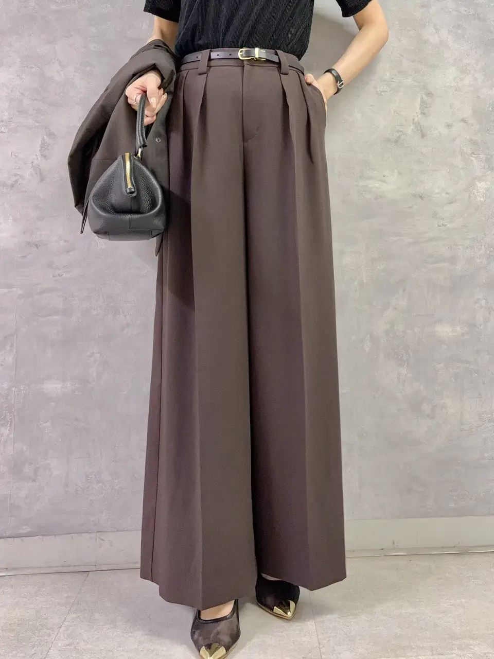 GRACE CONTINENTAL 亀田 未希 コーディネート画像