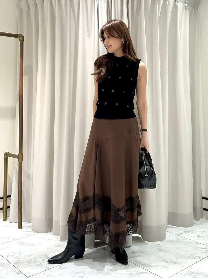 GRACE CONTINENTAL 志田　悠 コーディネート画像