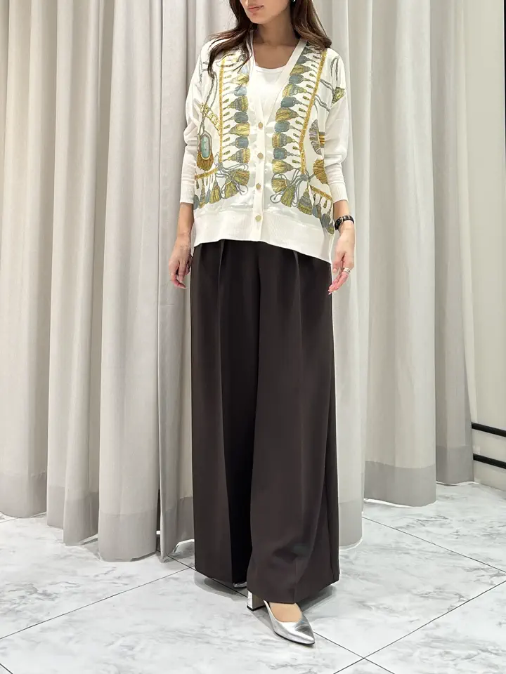 GRACE CONTINENTAL 志田　悠 コーディネート画像