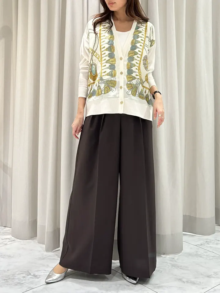 GRACE CONTINENTAL 志田　悠 コーディネート画像