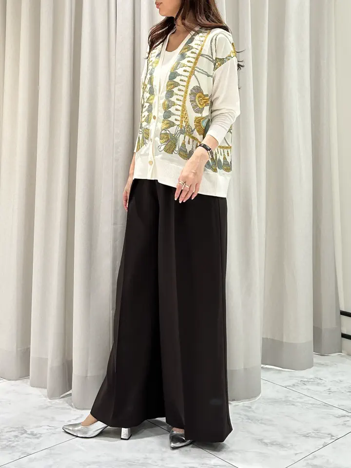 GRACE CONTINENTAL 志田　悠 コーディネート画像