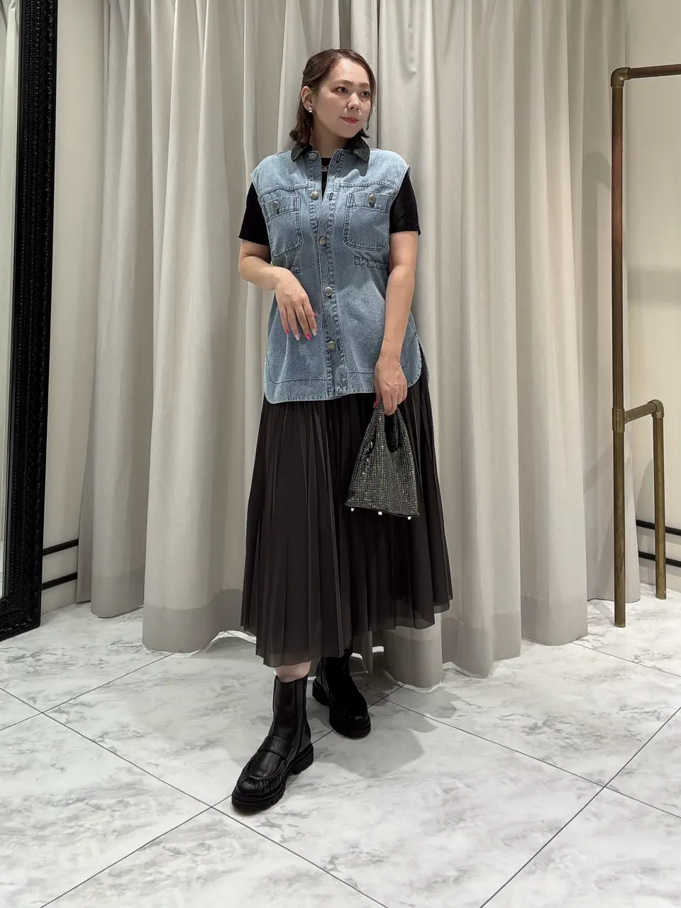  Izumi コーディネート画像