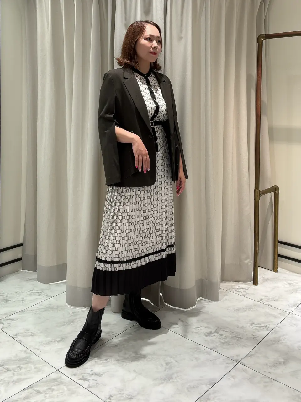 GRACE CONTINENTAL Izumi コーディネート画像