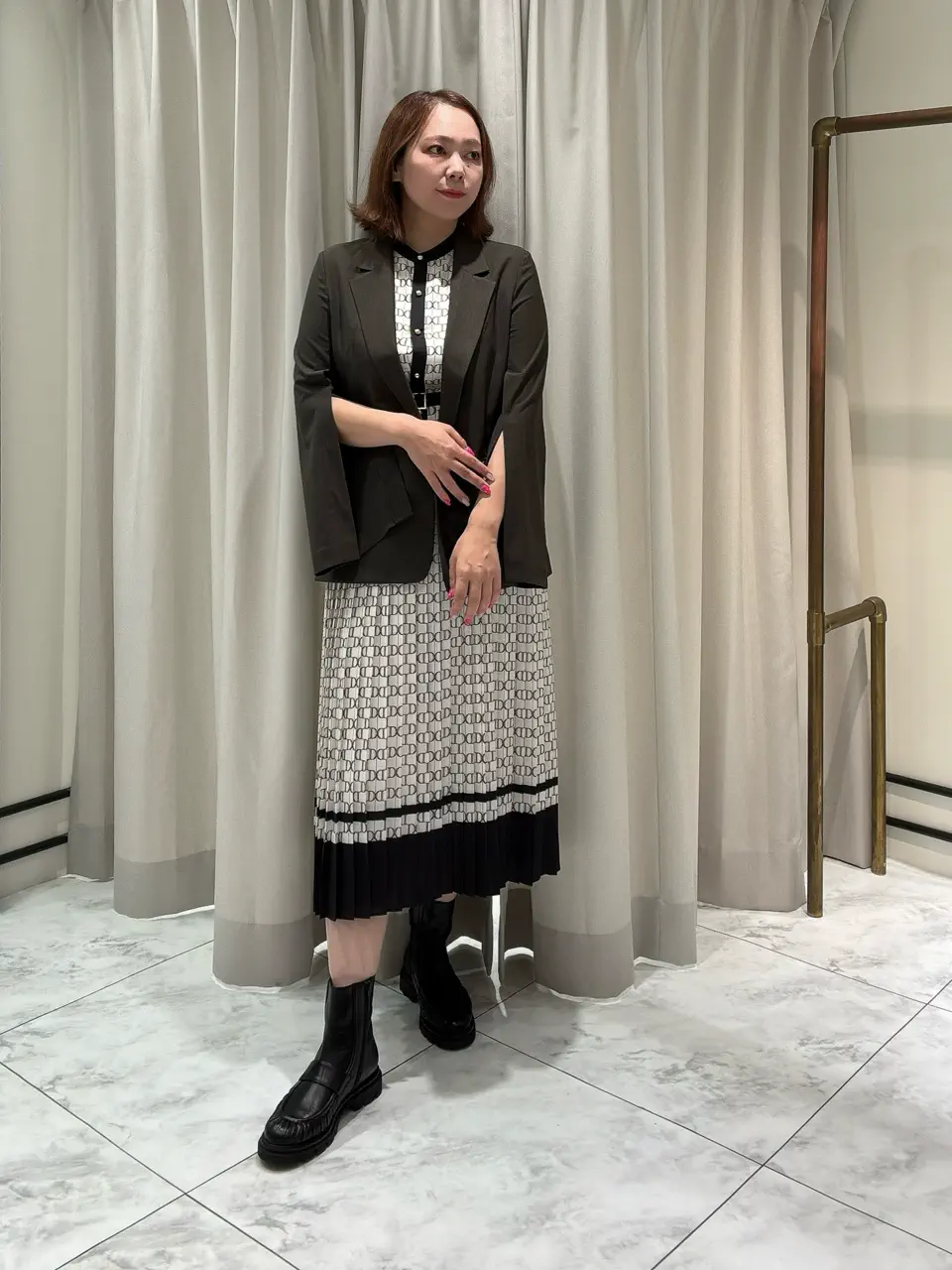 GRACE CONTINENTAL Izumi コーディネート画像