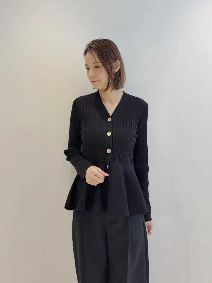 GRACE CONTINENTAL 亀田 未希 コーディネート画像