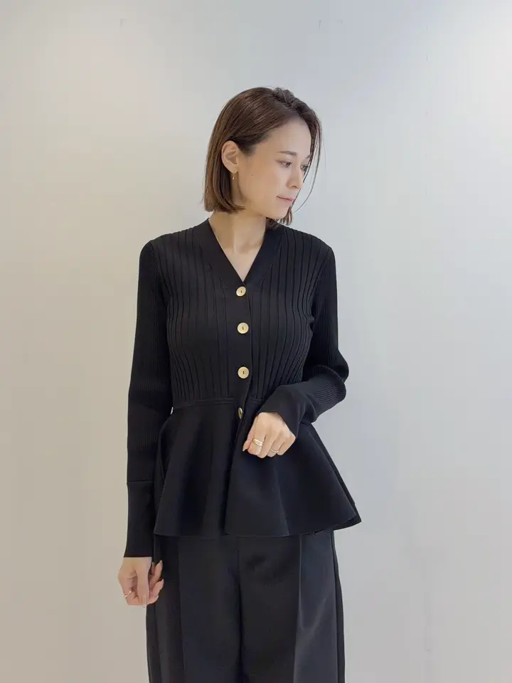GRACE CONTINENTAL 亀田 未希 コーディネート画像