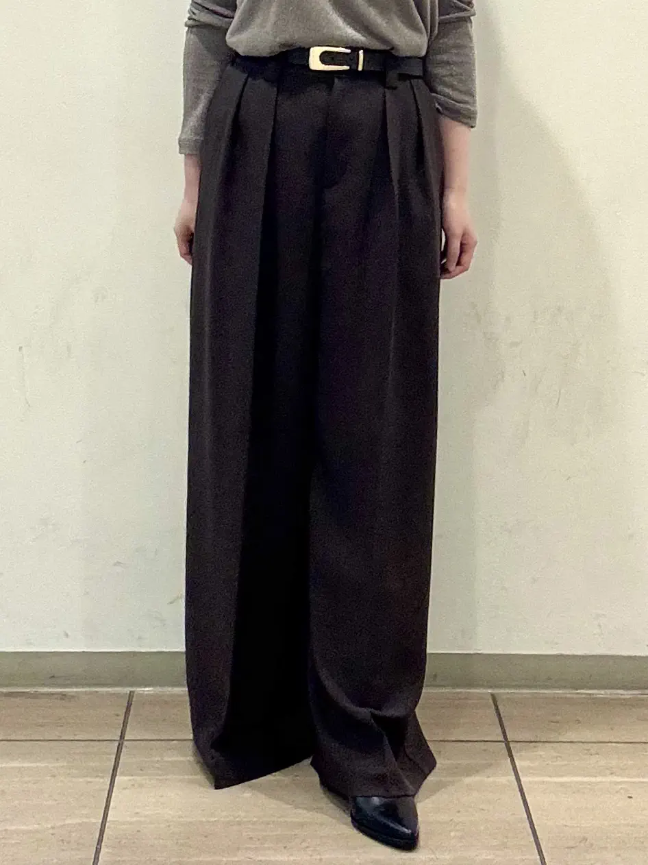 GRACE CONTINENTAL A コーディネート画像