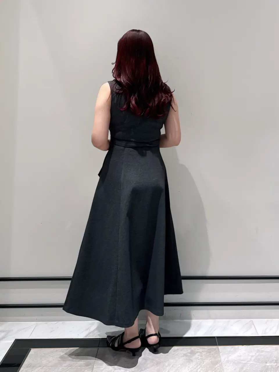 GRACE CONTINENTAL MOMOKO コーディネート画像