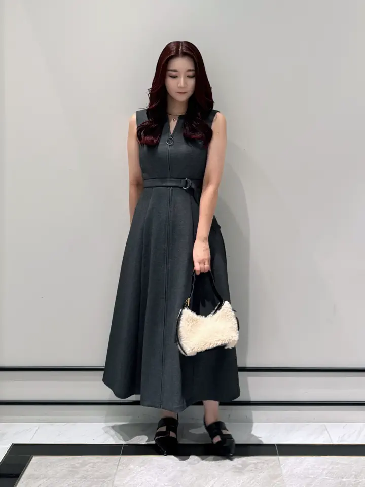 GRACE CONTINENTAL MOMOKO コーディネート画像