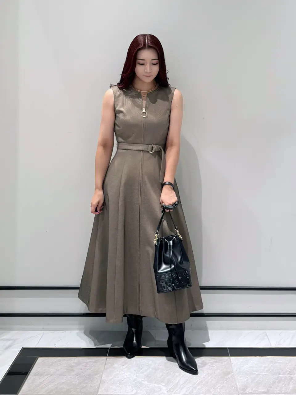 GRACE CONTINENTAL MOMOKO コーディネート画像