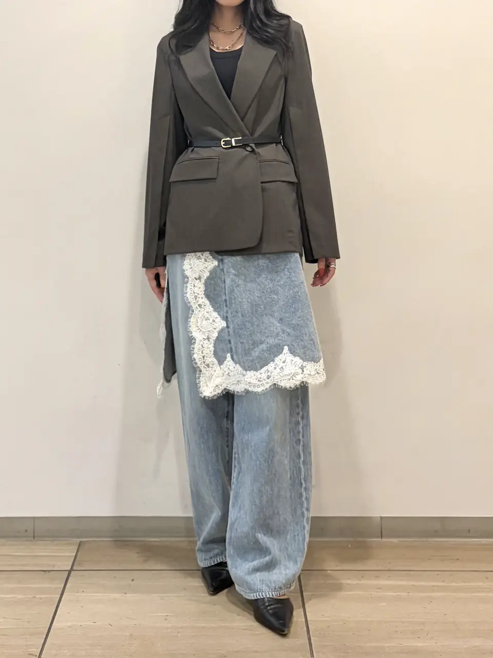 GRACE CONTINENTAL yoshi コーディネート画像