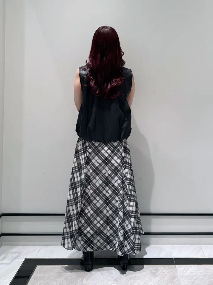 GRACE CONTINENTAL MOMOKO コーディネート画像