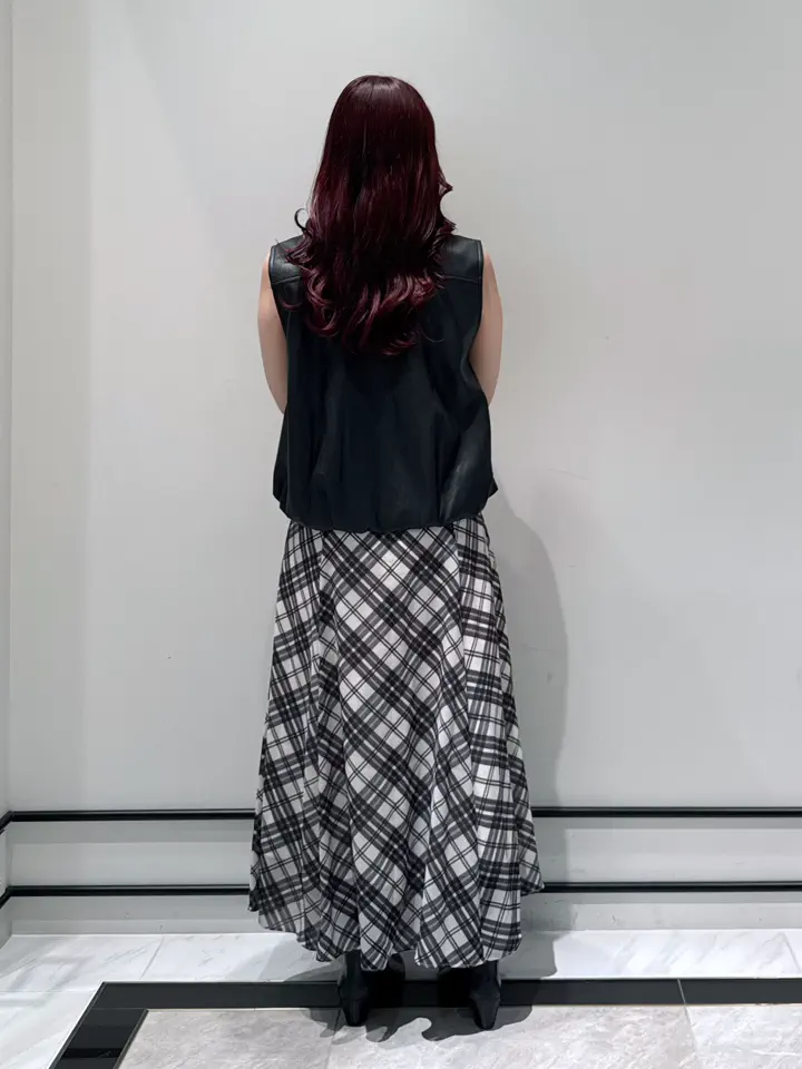 GRACE CONTINENTAL MOMOKO コーディネート画像