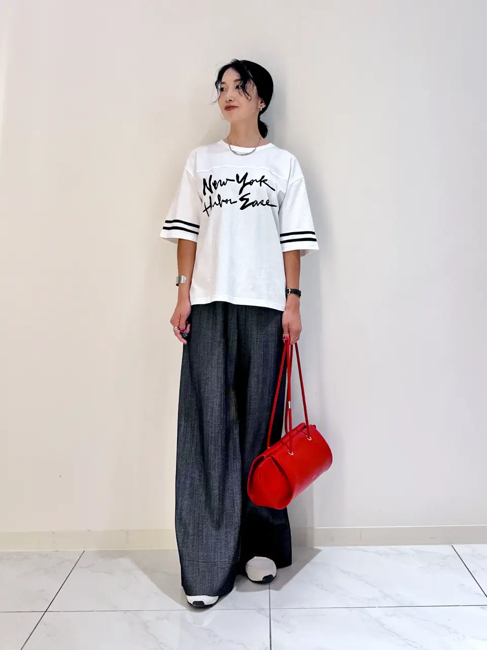  尾田亜沙美 コーディネート画像
