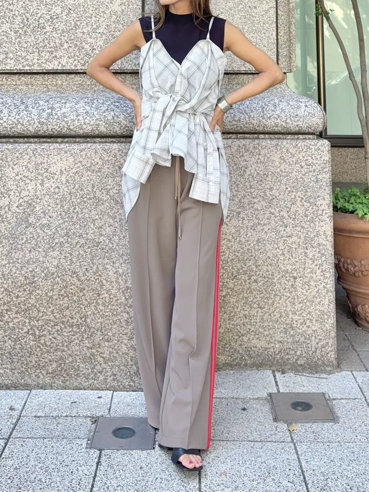 GRACE CONTINENTAL yukimi yonee コーディネート画像