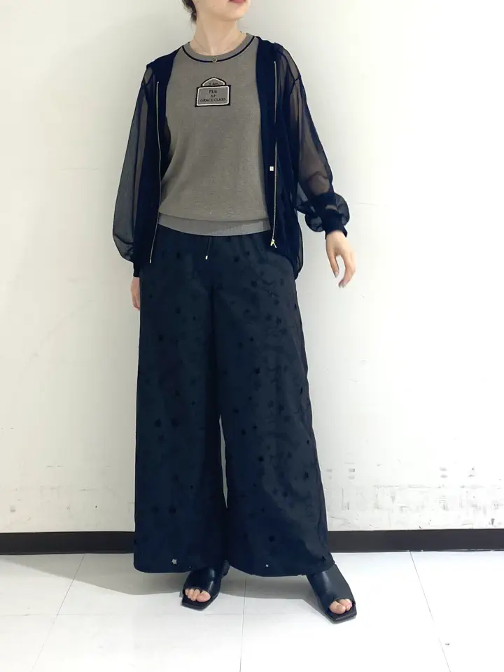 GRACE CONTINENTAL MIKIHO コーディネート画像
