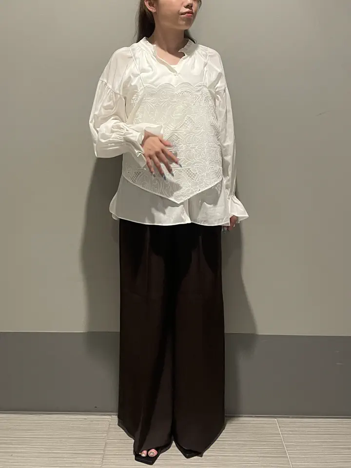 GRACE CONTINENTAL 細川　もなみ コーディネート画像
