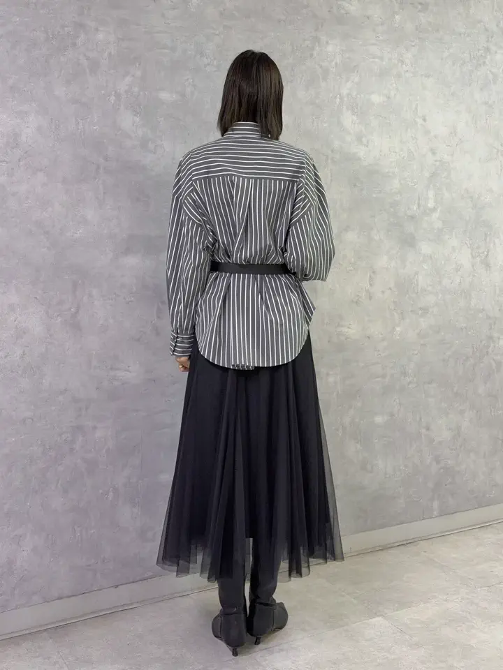 GRACE CONTINENTAL 亀田 未希 コーディネート画像