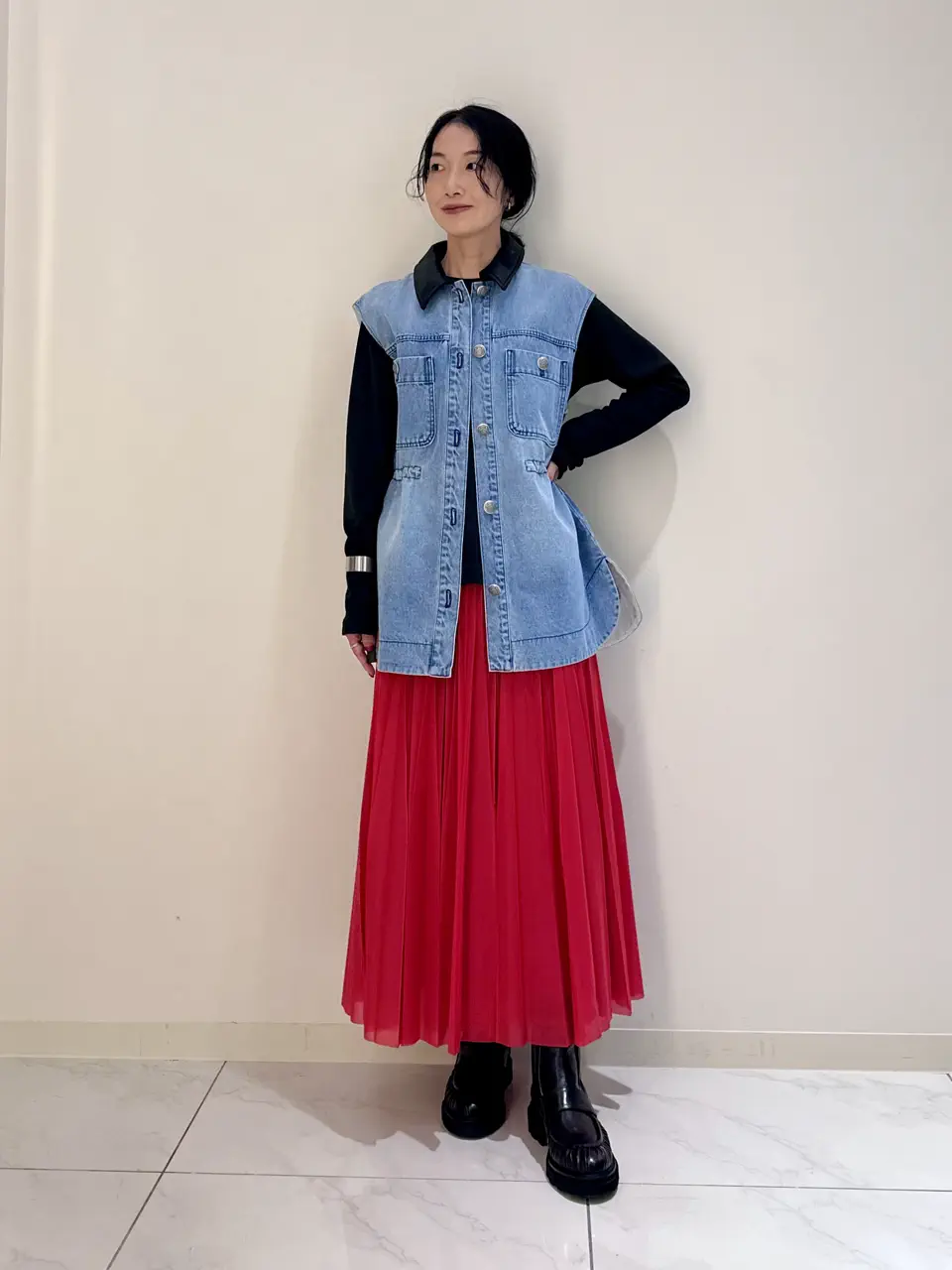  尾田亜沙美 コーディネート画像