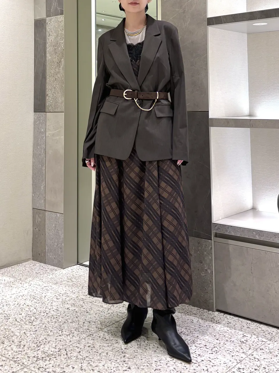 GRACE CONTINENTAL Arichi コーディネート画像
