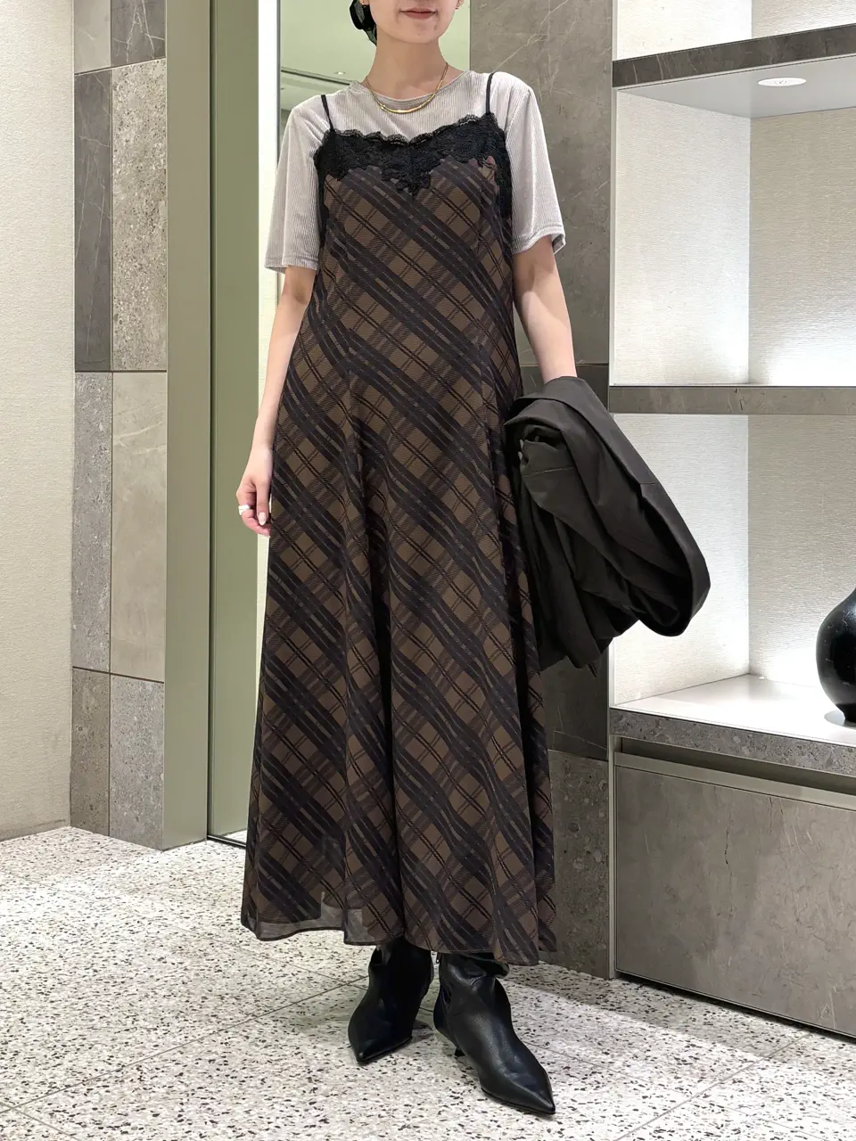 GRACE CONTINENTAL Arichi コーディネート画像
