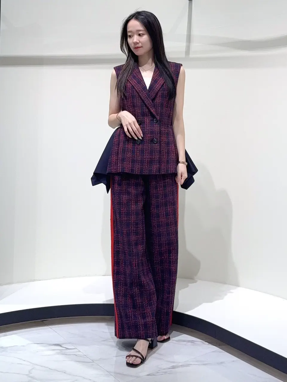 GRACE CONTINENTAL Suzuka コーディネート画像