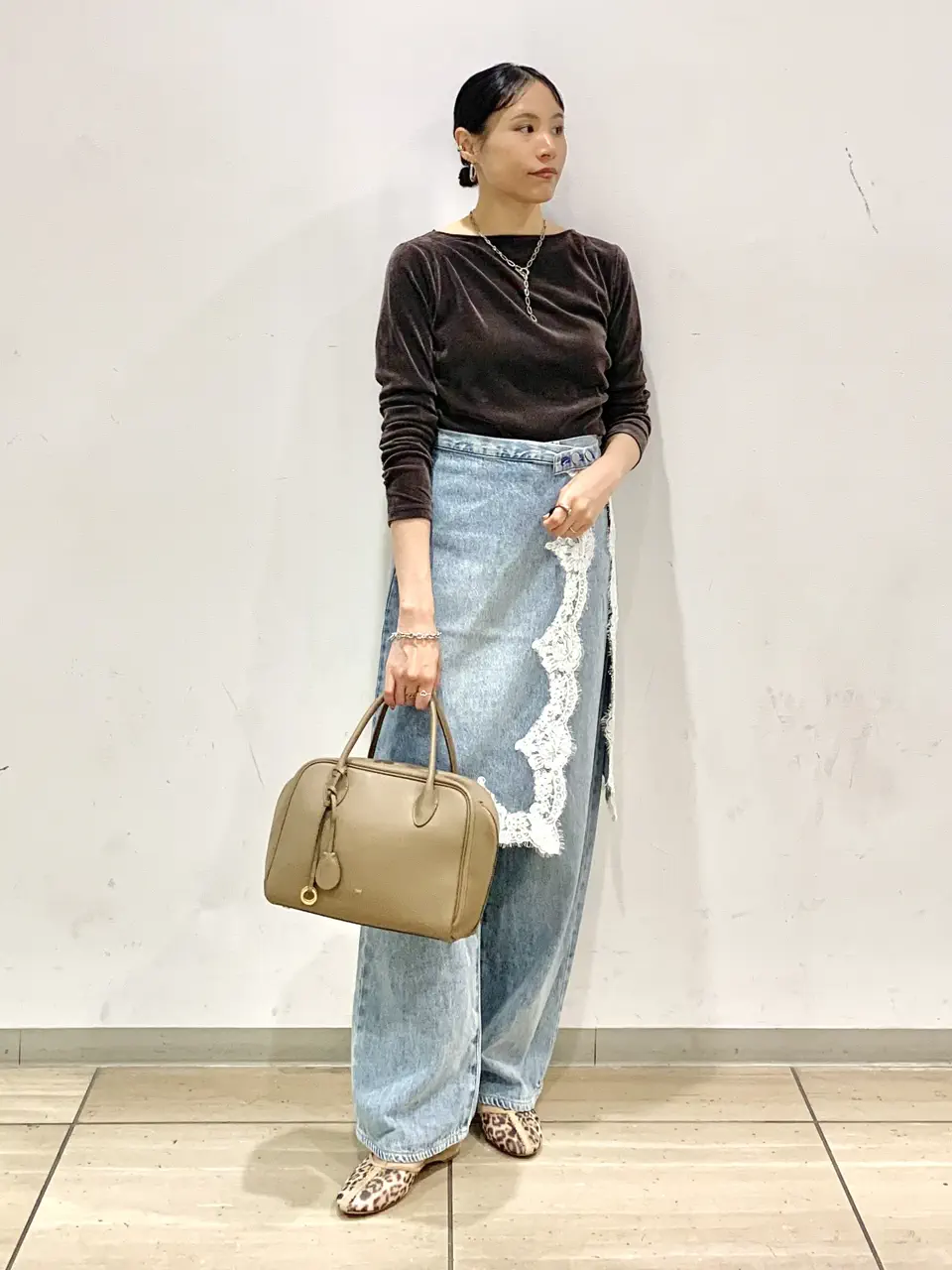  haruka iwasaki コーディネート画像