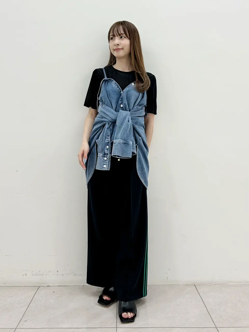 GRACE CONTINENTAL Miu Akamatsu コーディネート画像