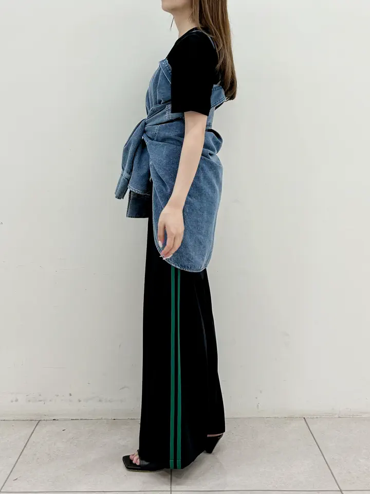 GRACE CONTINENTAL Miu Akamatsu コーディネート画像