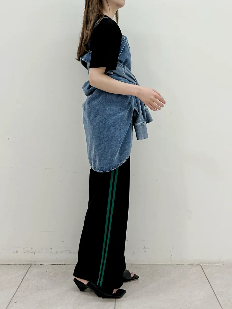 GRACE CONTINENTAL Miu Akamatsu コーディネート画像