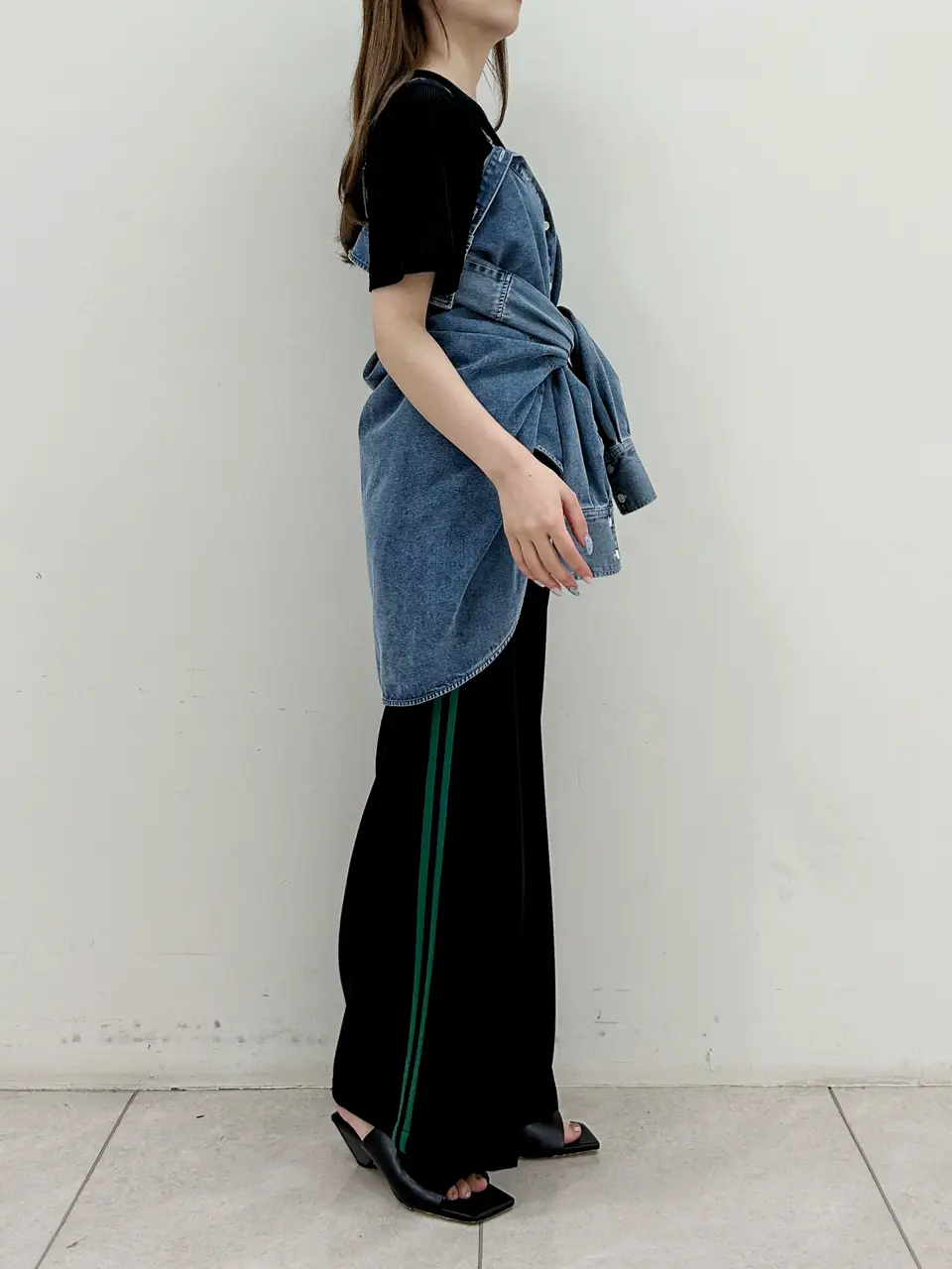 GRACE CONTINENTAL Miu Akamatsu コーディネート画像