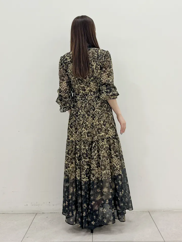 GRACE CONTINENTAL Miu Akamatsu コーディネート画像