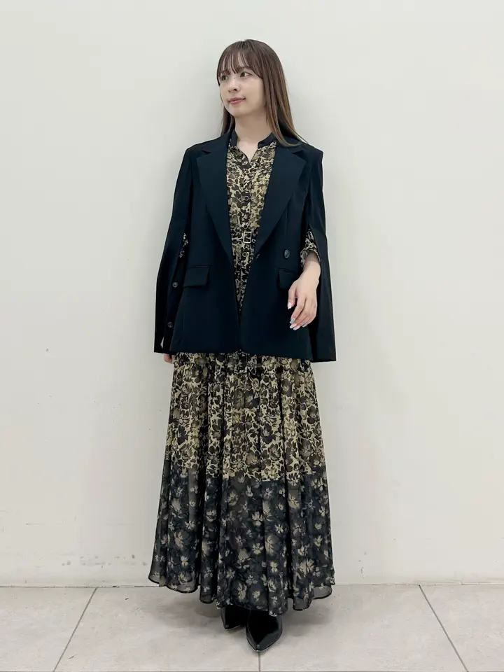 GRACE CONTINENTAL Miu Akamatsu コーディネート画像