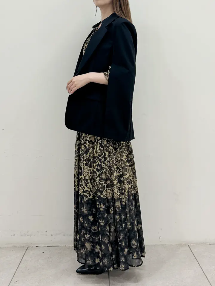 GRACE CONTINENTAL Miu Akamatsu コーディネート画像