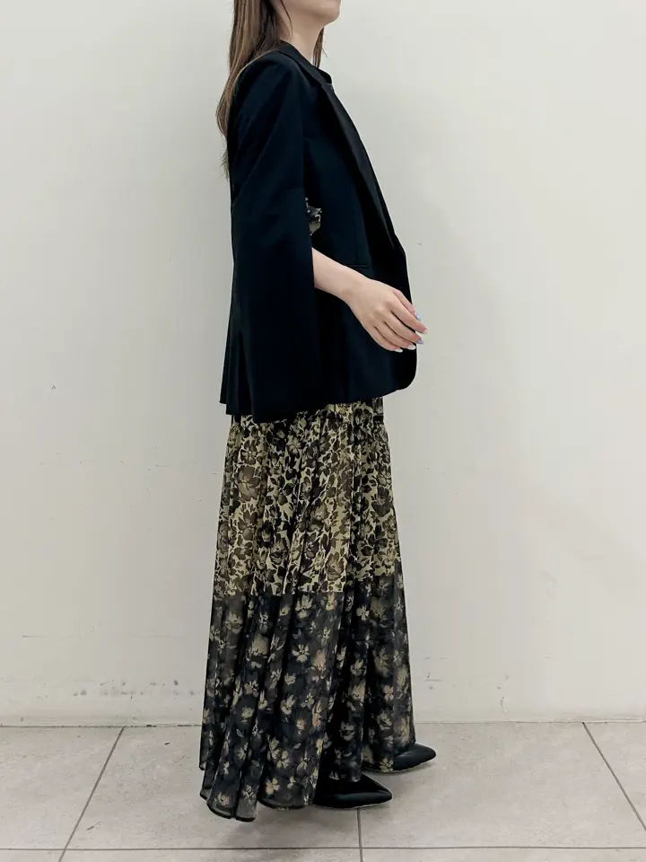 GRACE CONTINENTAL Miu Akamatsu コーディネート画像