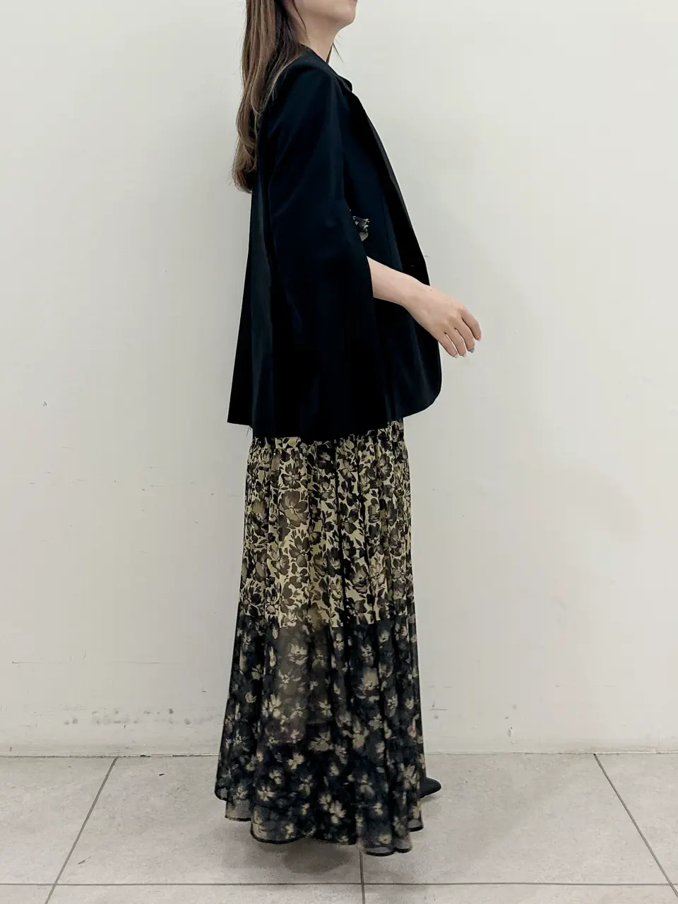 GRACE CONTINENTAL Miu Akamatsu コーディネート画像